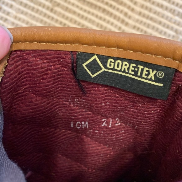 LL Bean GORE-TEX Tan and Brown Boots - Picture 4 of 16